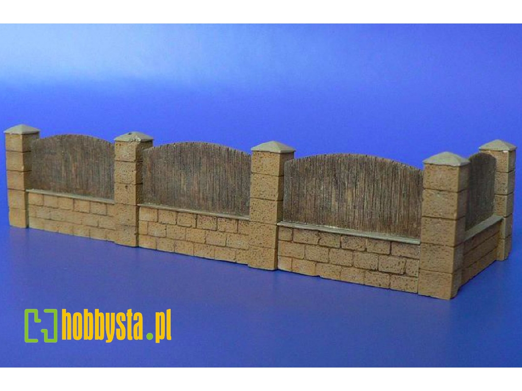 Fence With Underpinning - zdjęcie 1 Fence With Underpinning - zdjęcie 1