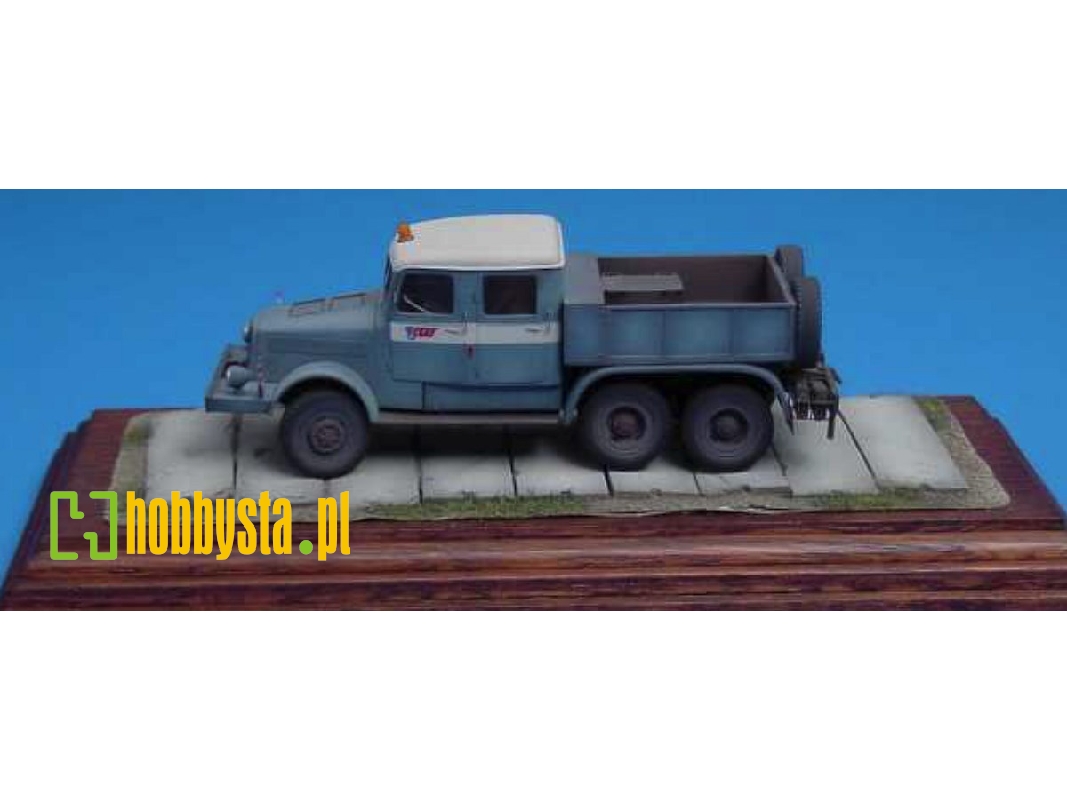 Tatra T141 - zdjęcie 1 Tatra T141 - zdjęcie 1