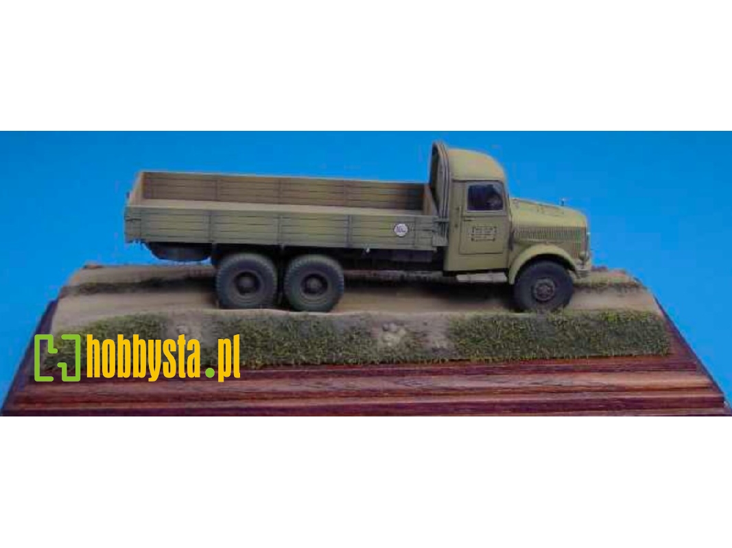 Tatra T6500-111 - zdjęcie 1 Tatra T6500-111 - zdjęcie 1