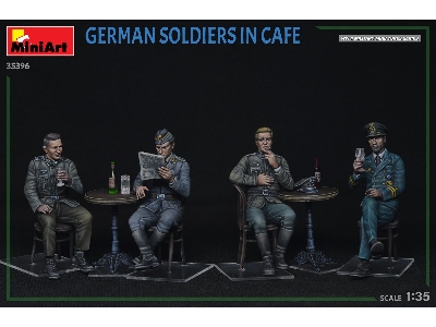 German Soldiers In Cafe - zdjęcie 10
