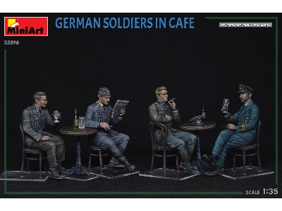 German Soldiers In Cafe - zdjęcie 11