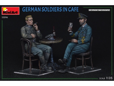 German Soldiers In Cafe - zdjęcie 17