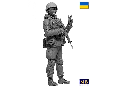 Russian-ukrainian War Series, Kit &#8470;1. Ukrainian Soldier, Defence Of Kyiv, March 2022 - zdjęcie 4