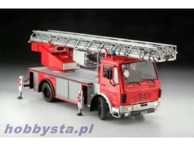 Wóz strażacki DLK 23-12 Mercedes-Benz 1419/1422 - zdjęcie 1 Wóz strażacki DLK 23-12 Mercedes-Benz 1419/1422 - zdjęcie 1