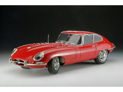 Jaguar E-Type - zdjęcie 2