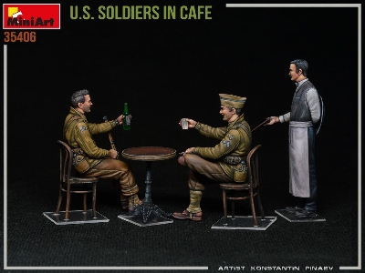 U.S. Soldiers In Cafe - zdjęcie 13
