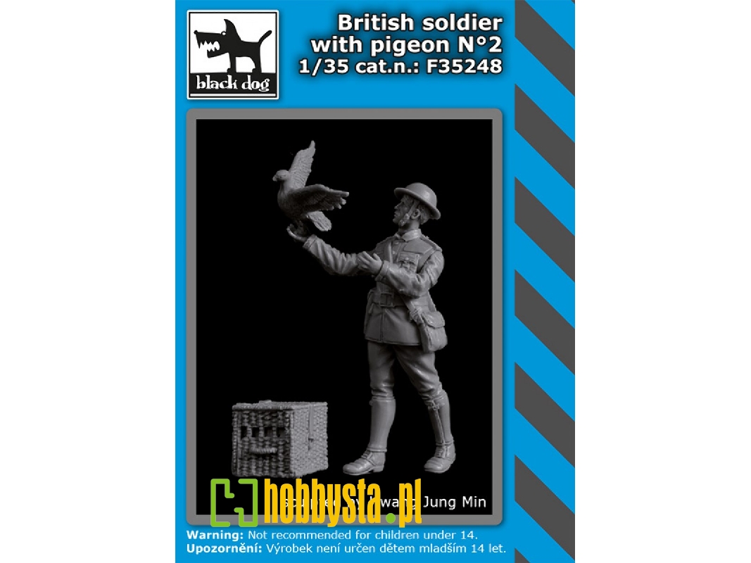 British Soldier With Pigeon No. 2 - zdjęcie 1