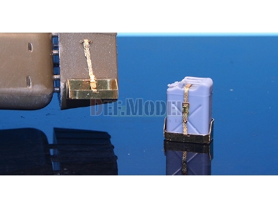 Us Jerry Can Holder 20 Set (For 1/35 Us Jerry Can) - zdjęcie 5