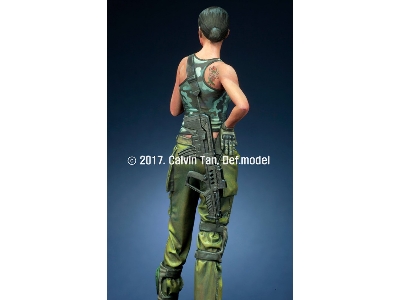 Modern Idf Female Soldier - zdjęcie 6