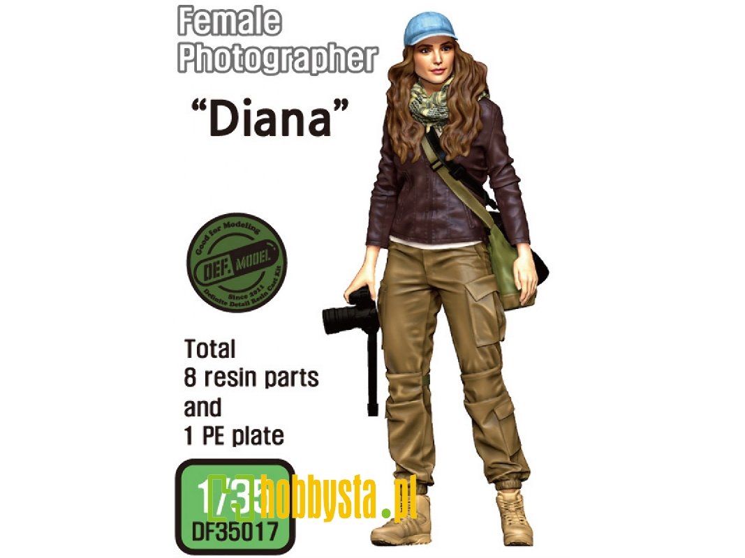 Modern Female Photographer Diana - zdjęcie 1 Modern Female Photographer Diana - zdjęcie 1