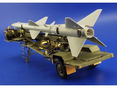  SA-2 missile with trailer 1/35 - Trumpeter - blaszki - zdjęcie 5