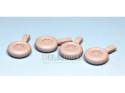 Tbf/Tbm Avenger Sagged Wheel Set (For A.M. 1/48) - zdjęcie 2