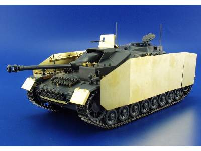  Schurzen StuG. IV 1/35 - Italeri - blaszki - zdjęcie 5