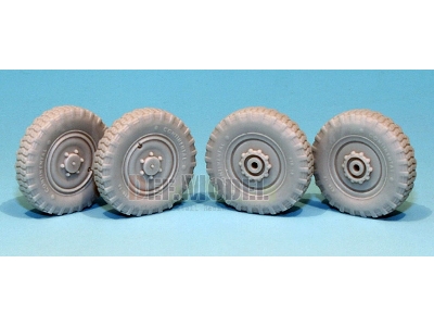 German Sd.Kfz.222 Wheel Set (For Hobbyboss 1/35) - zdjęcie 4