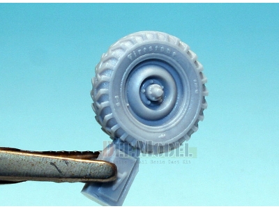U.K. Bantam Early Wheel Set (For Miniart 1/35) - zdjęcie 3