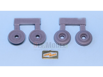 German 3t Cargo(Opel) Truck Wheel Set (For Tamiya/Italeri 1/35) - zdjęcie 4