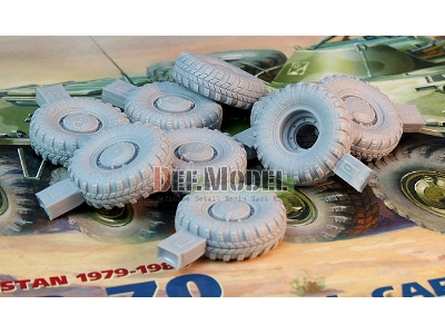 Btr-70 Apc Sagged Wheel Set (For Zvezda 1/35) - zdjęcie 7