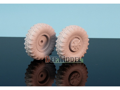 Btr-60 Apc Sagged Wheel Set (For Trumpeter 1/35) - zdjęcie 5