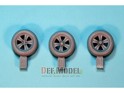 Technical Pick Up Truck Sagged Wheel Set (For Meng 1/35) - Restocked - zdjęcie 2