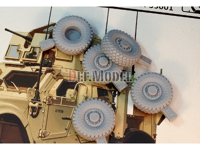 U.S M-atv Sagged Wheel Set (For Panda 1/35) - zdjęcie 5