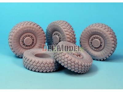 U.S M-atv Sagged Wheel Set (For Panda 1/35) - zdjęcie 7