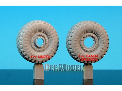 U.S M-atv Sagged Wheel Set (For Kinetic 1/35) - zdjęcie 3