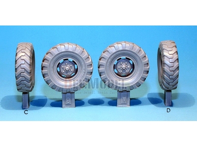 U.S M706(V100) Commando Sagged Wheel Set (For Hobbyboss 1/35) - zdjęcie 2