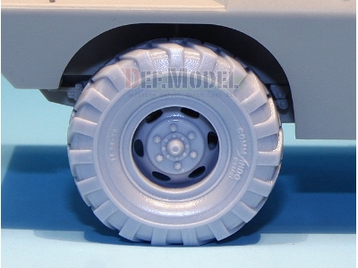 U.S M706(V100) Commando Sagged Wheel Set (For Hobbyboss 1/35) - zdjęcie 4