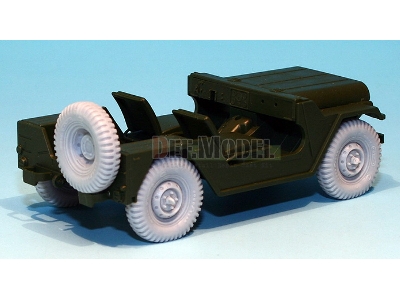 U.S M151 Jeep Sagged Wheel Set (For Tamiya/Academy 1/35) - zdjęcie 6