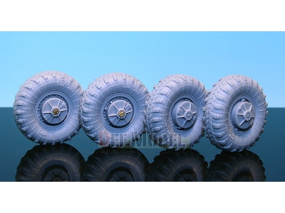 Brdm-2 Sagged Wheel Set (For Trumpeter 1/35) - zdjęcie 3