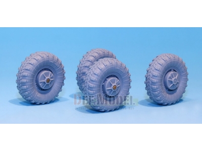 Brdm-2 Sagged Wheel Set (For Trumpeter 1/35) - zdjęcie 5