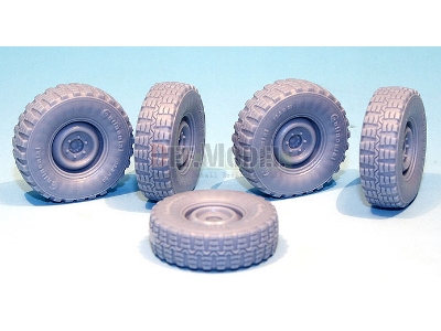 German Unimog Lkw 2t Sagged Wheel Set (For Revell 1/35) - zdjęcie 3