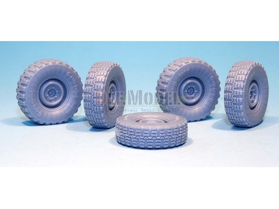 German Unimog Lkw 2t Sagged Wheel Set (For Revell 1/35) - zdjęcie 5