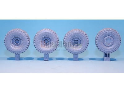 Us Mk.23 Mtvr Sagged Wheel Set (For Trumpeter 1/35) - zdjęcie 3