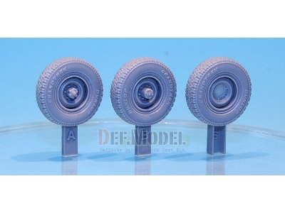 Pick Up Truck Type 2 Sagged Wheel Set 1 (For Meng Vs004 1/35) - zdjęcie 2