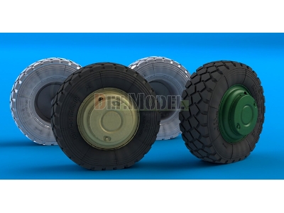 Dingo 2 Atf Sagged Wheel Set (For Revell 1/35) - zdjęcie 5