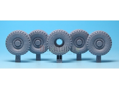 Us Army M-atv 'big' Sagged Wheel Set (For Panda 1/35) - zdjęcie 2