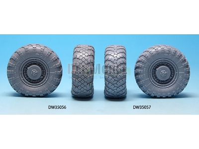 Scud B W/Maz-543 Sagged Wheel Set 1 (For Dragon 1/35) - zdjęcie 8