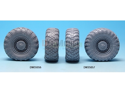 Scud B W/Maz-543 Sagged Wheel Set 2 (For Dragon 1/35) - zdjęcie 9