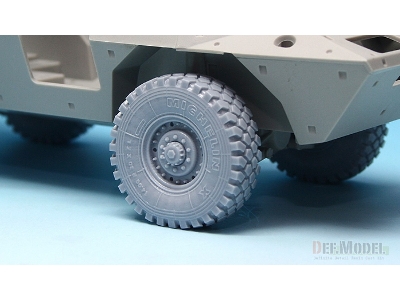 Us M1117 Guardian Asv Sagged Wheel Set (For Trumpeter 1/35) - zdjęcie 4