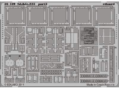  Sd. Kfz.223 LPF 1/35 - Hobby Boss - blaszki - zdjęcie 3