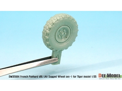 French Panhard Vbl Lav Sagged Wheel Set-1(For Tiger Model 1/35) - zdjęcie 7