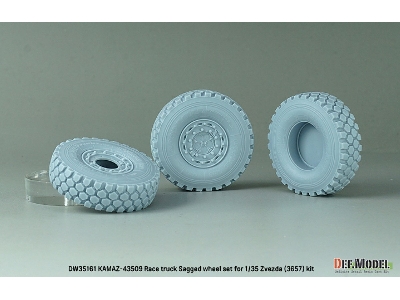 Kamaz-43509 Race Truck - Sagged Wheel Set (For Zvezda 3657) - zdjęcie 4