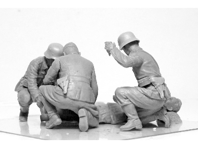WWII German Military Medical Personnel - zdjęcie 5
