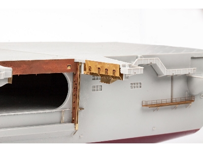 USS Nimitz CVN-68 part 4 1/350 - TRUMPETER - zdjęcie 3