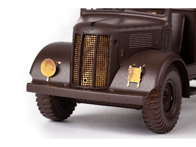 WWII British Army 30-CWT 4x2 Truck 1/35 - AIRFIX - zdjęcie 4