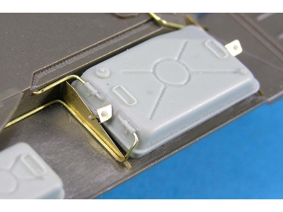 T-55 Fender Fuel Tank Set - zdjęcie 3