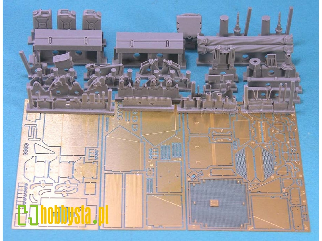 Leopard C2 Mexas Update/Detailing Set (For Takom) - zdjęcie 1 Leopard C2 Mexas Update/Detailing Set (For Takom) - zdjęcie 1