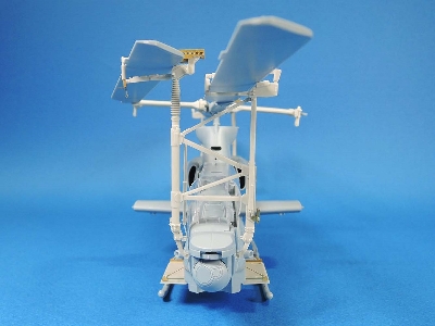 Ah-1z Upgrade Blade Fold Rack Set - zdjęcie 9
