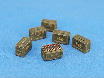 Wwii 50 Cal Ammo Box Set (Closed */Open*3, Ammo Belt*3, Incl'decal) - zdjęcie 1